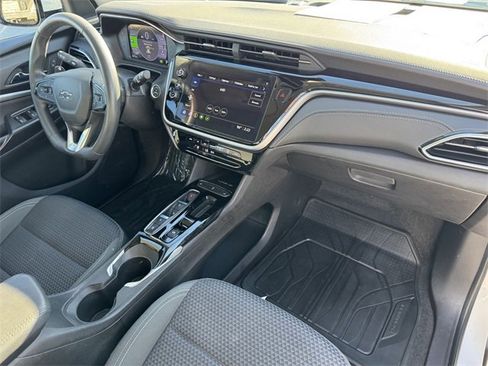 Certified 2023 Chevrolet Bolt EUV LT image 5
