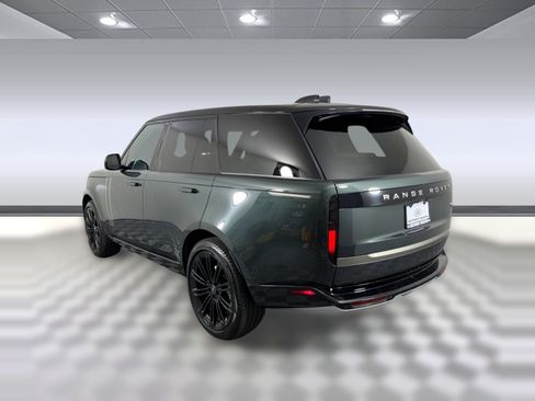 Used 2023 Land Rover Range Rover SE AWD/4WD image 3