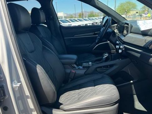 Used 2024 Kia Telluride EX X-Line AWD/4WD image 39