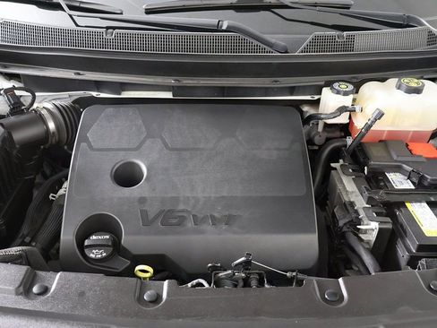 Used 2023 Chevrolet Traverse Premier AWD/4WD image 25