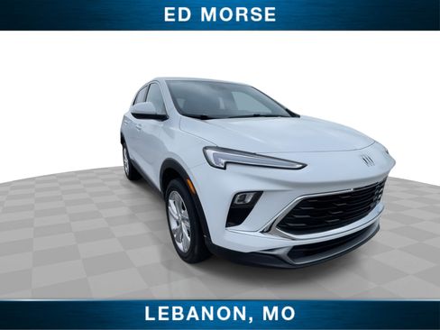 Used 2025 Buick Encore GX Preferred AWD/4WD image 2