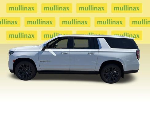 Used 2023 Chevrolet Suburban Premier w/ Max Trailering Package RWD image 6