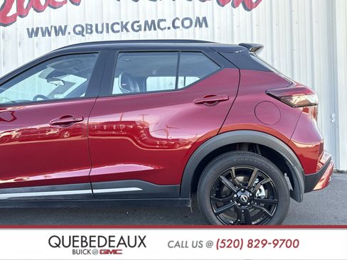 Used 2023 Nissan Kicks SR w/ SR Premium Package image 2