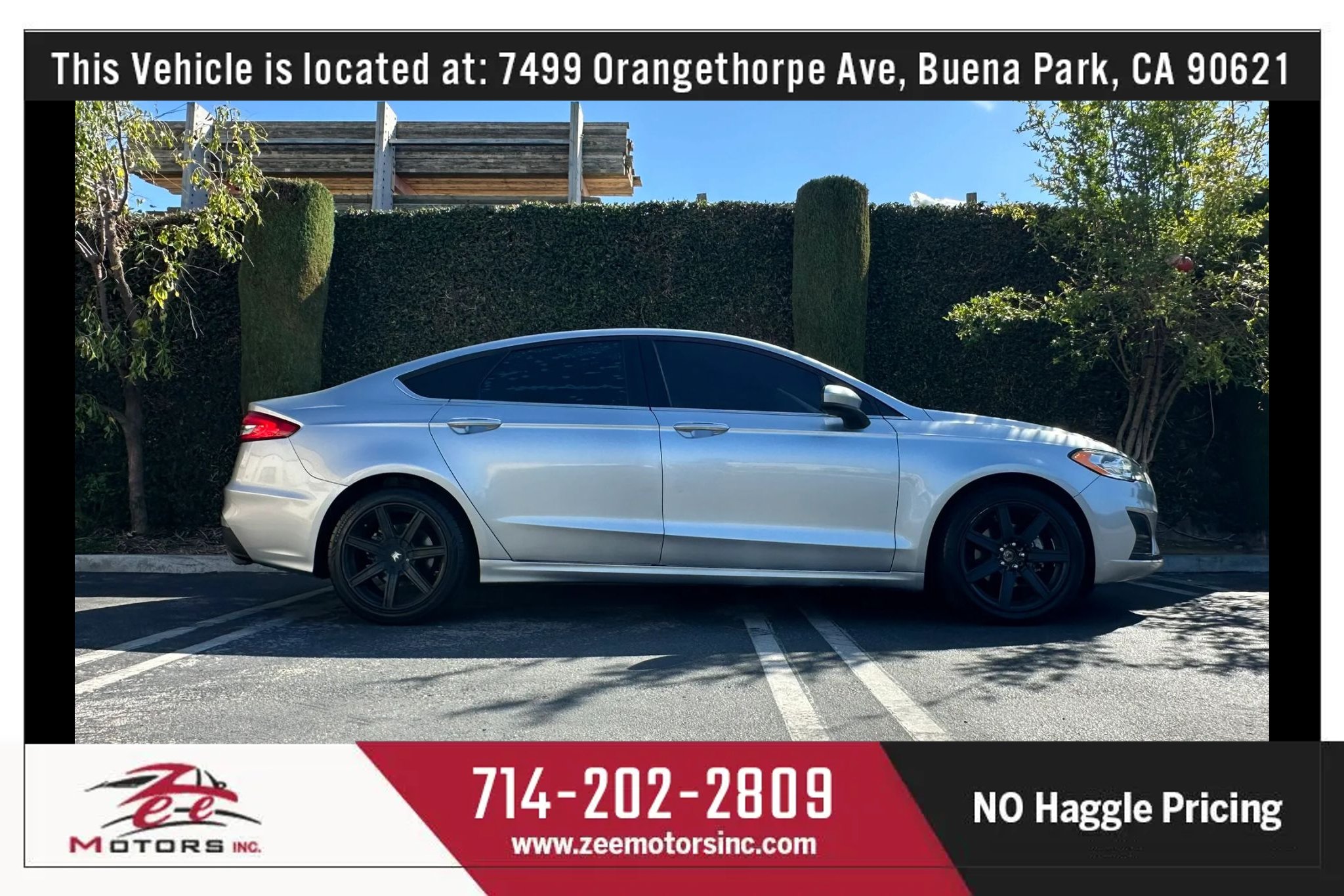 Used 2020 Ford Fusion SE FWD image 6