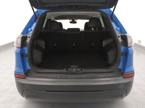 Used 2021 Jeep Cherokee Latitude Plus image 29