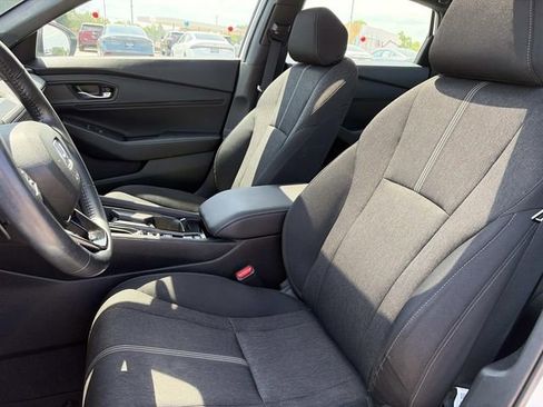 Used 2023 Honda Accord Sport image 15