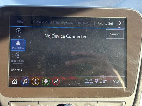 Used 2025 Chevrolet Malibu LT image 9