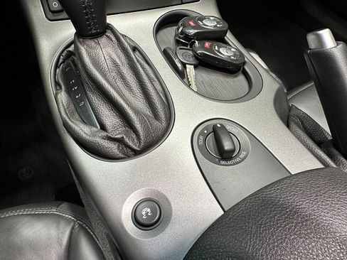 Used 2006 Chevrolet Corvette Convertible w/ Preferred Equipment Group image 30