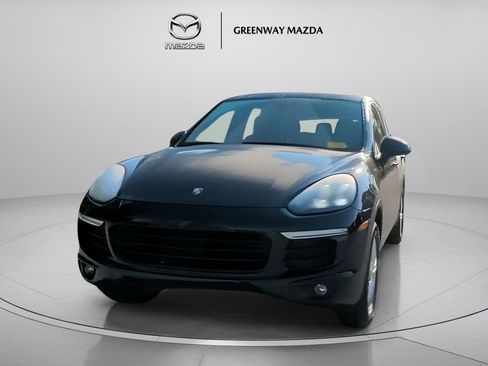 Used 2016 Porsche Cayenne AWD/4WD image 7