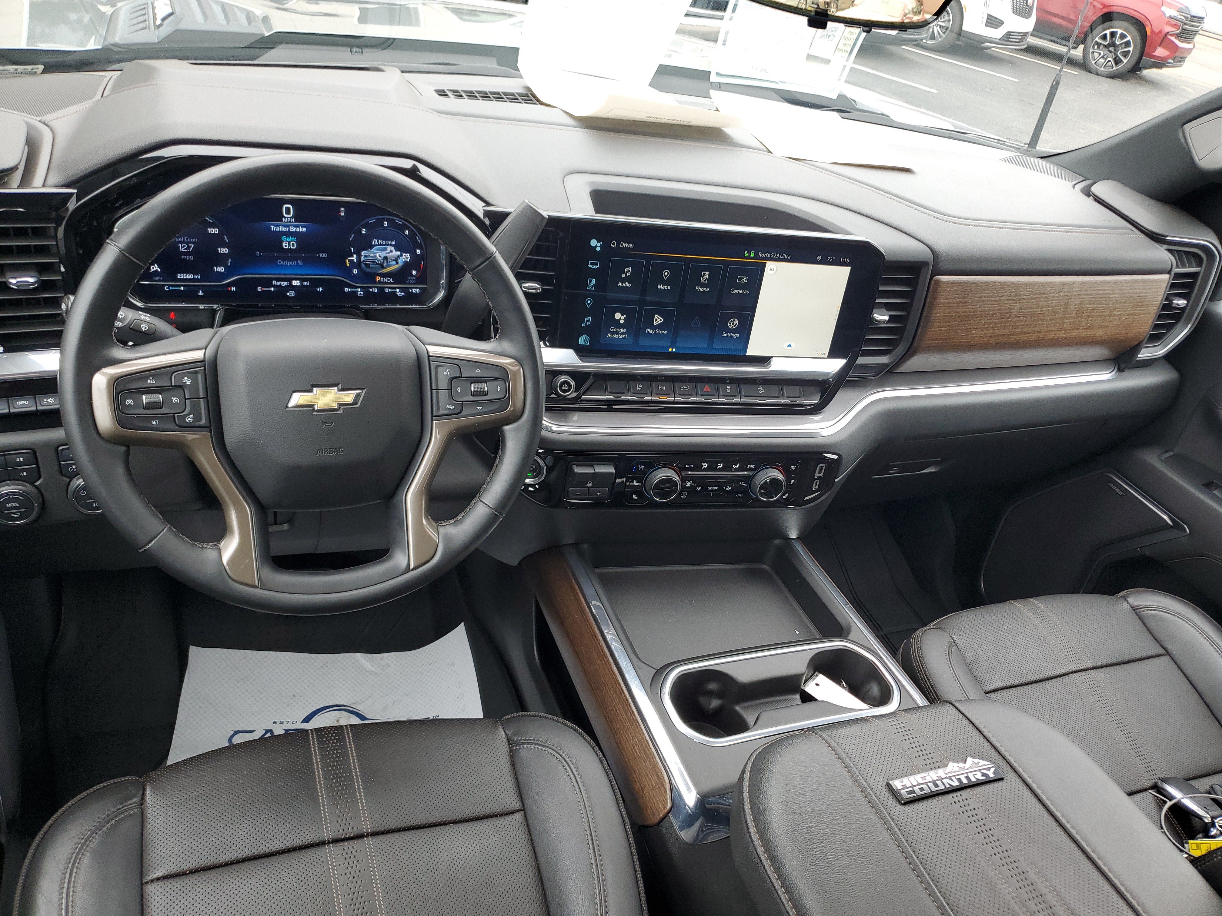 Used 2024 Chevrolet Silverado 2500 High Country w/ Technology Package AWD/4WD image 10
