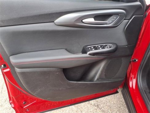 Used 2023 Dodge Hornet GT w/ GT Blacktop Package image 9