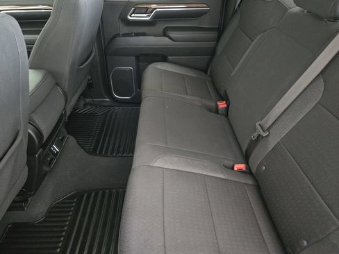 Used 2024 Chevrolet Silverado 1500 LT RWD image 34