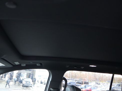 Used 2026 Chevrolet Traverse RS image 19