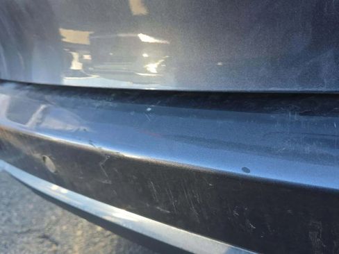 Used 2023 Chrysler Pacifica Touring-L image 26