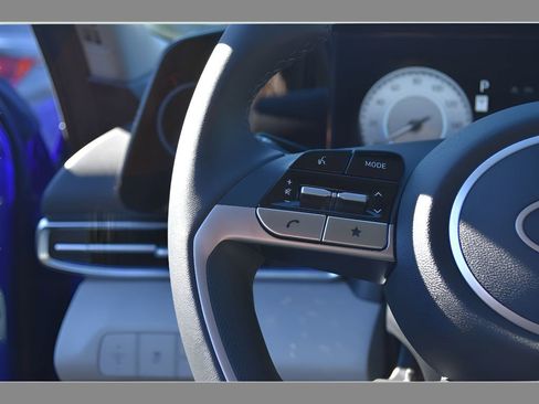 New 2026 Hyundai Elantra Limited FWD image 18
