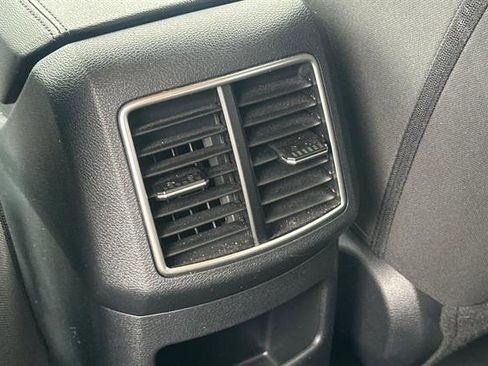 Used 2024 Kia Sportage LX image 16