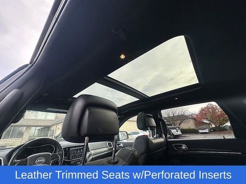Used 2019 Jeep Grand Cherokee Limited w/ Luxury Group II image 18
