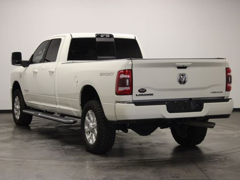 Used 2024 RAM 3500 Laramie w/ Sport Appearance Package AWD/4WD image 6