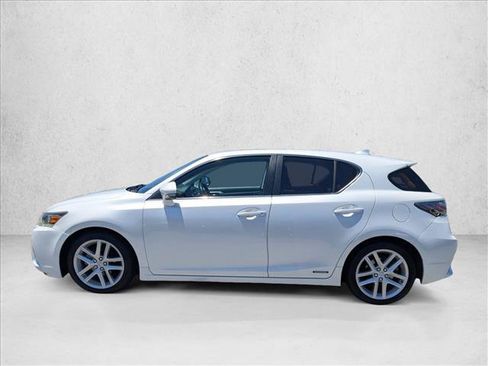 Used 2015 Lexus CT 200h FWD image 9