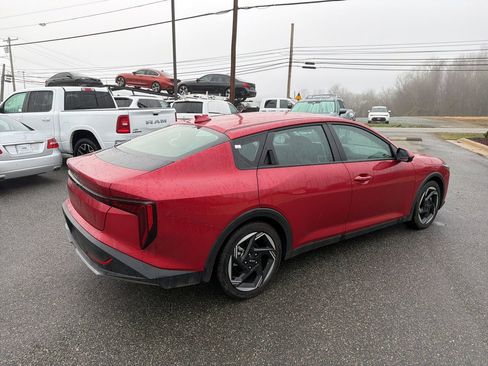 Used 2025 Kia K4 EX image 8