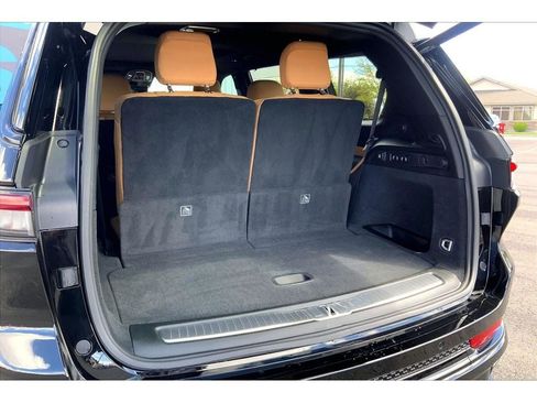 Used 2025 Jeep Grand Cherokee L Summit AWD/4WD image 11