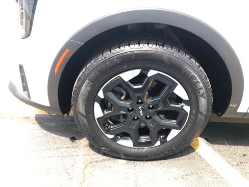 Used 2024 Kia Sorento S AWD/4WD image 33