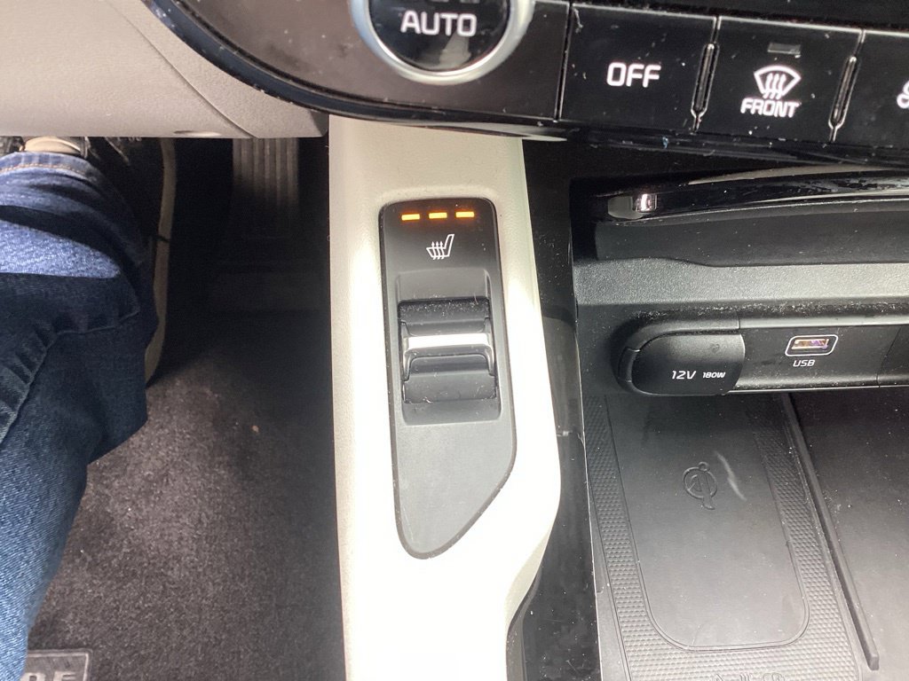 Used 2024 Kia Telluride S AWD/4WD image 27