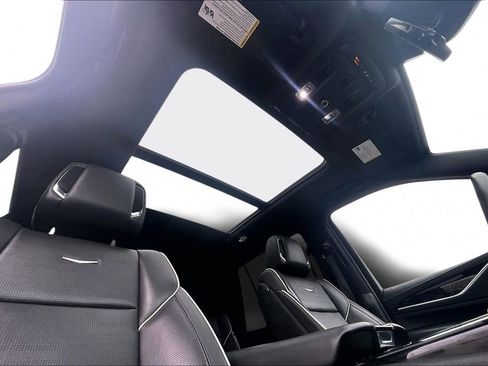 Used 2024 Cadillac Escalade Sport image 21