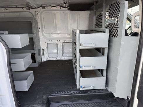 Used 2017 Ford Transit 250 130 Low Roof image 10