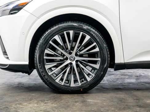 Used 2023 Lexus RX 350 Premium image 11