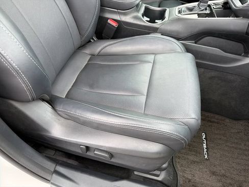 Used 2024 Subaru Outback Limited AWD/4WD image 27