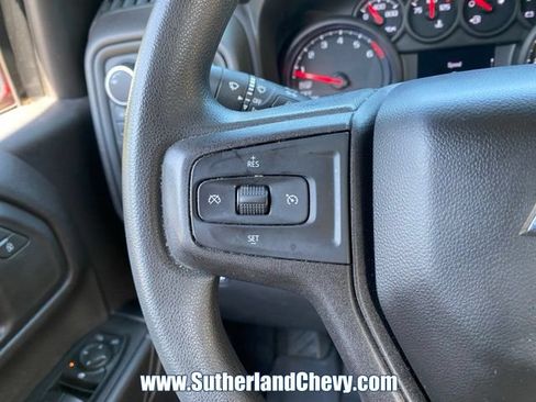 Used 2022 Chevrolet Silverado 1500 Custom Trail Boss AWD/4WD image 25