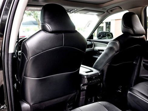 Used 2024 Toyota Grand Highlander XLE image 29