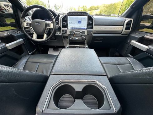 Used 2022 Ford F250 Lariat w/ Tremor Off-Road Package AWD/4WD image 18