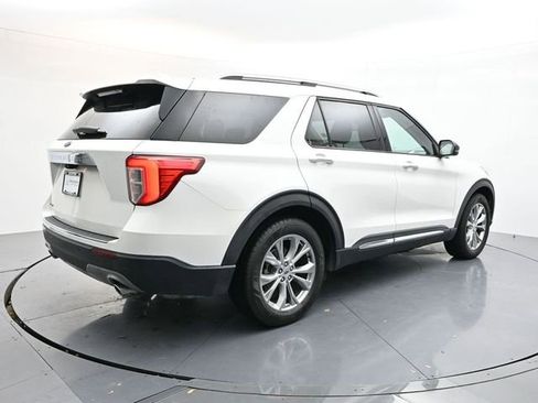 Used 2021 Ford Explorer Limited w/ Equipment Group 301A image 5