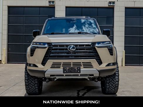 Used 2025 Lexus GX 550 AWD/4WD image 4