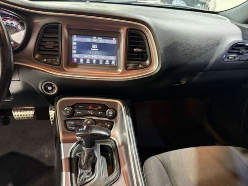 Used 2022 Dodge Challenger R/T w/ Blacktop Package image 16