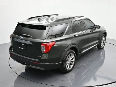 Used 2022 Ford Explorer XLT w/ Equipment Group 202A image 39