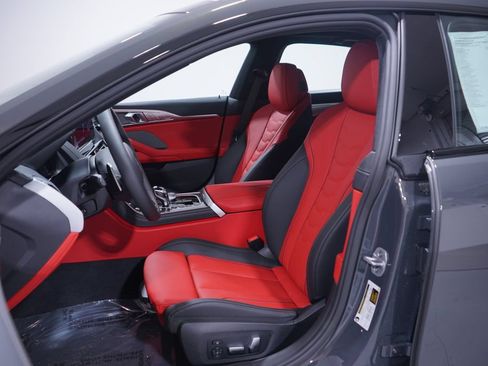 Used 2026 BMW 840i RWD image 7