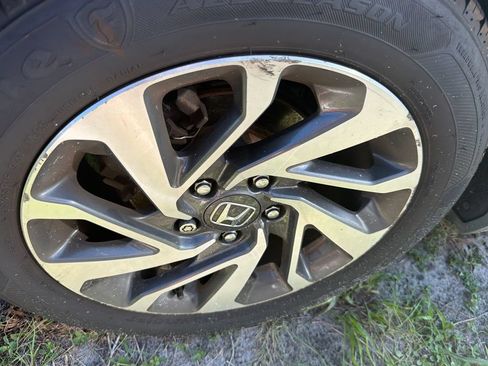 Used 2017 Honda Civic EX image 11