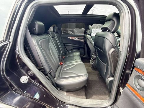 Used 2019 Lincoln Nautilus Reserve w/ Cargo Utility Package AWD/4WD image 32