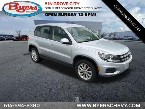 Used 2014 Volkswagen Tiguan SE FWD image 1