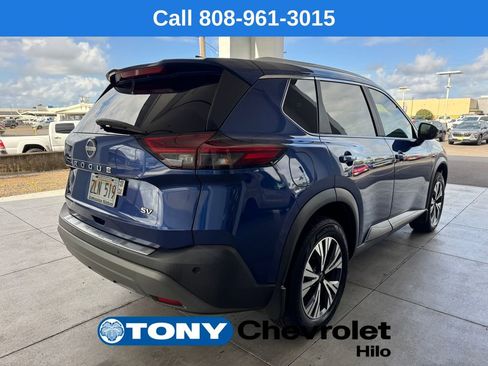 Used 2022 Nissan Rogue SV w/ SV Premium Package FWD image 5