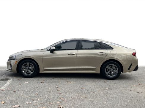 Used 2021 Kia K5 LXS image 21