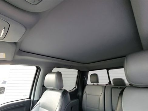 Used 2022 Ford F150 Lariat w/ Equipment Group 502A High image 41