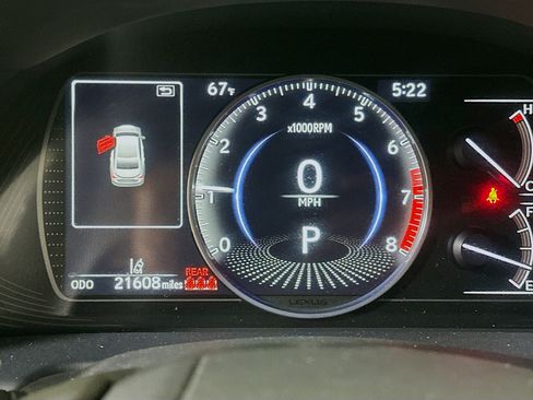 Used 2023 Lexus ES 350 w/ Accessory Package (Z2) image 19