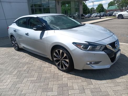 Used 2016 Nissan Maxima SR FWD image 8