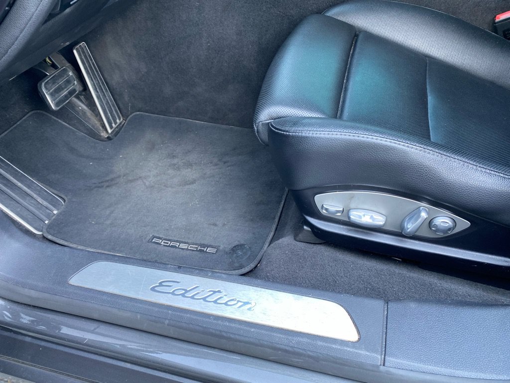 Used 2016 Porsche Panamera image 35