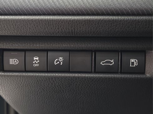 New 2026 Toyota Camry SE w/ Multimedia Upgrade Package FWD image 21