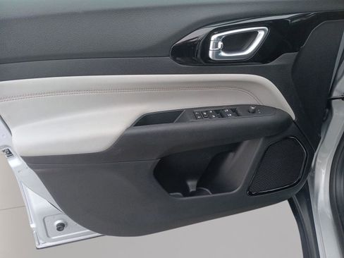 New 2026 Jeep Compass Limited image 10